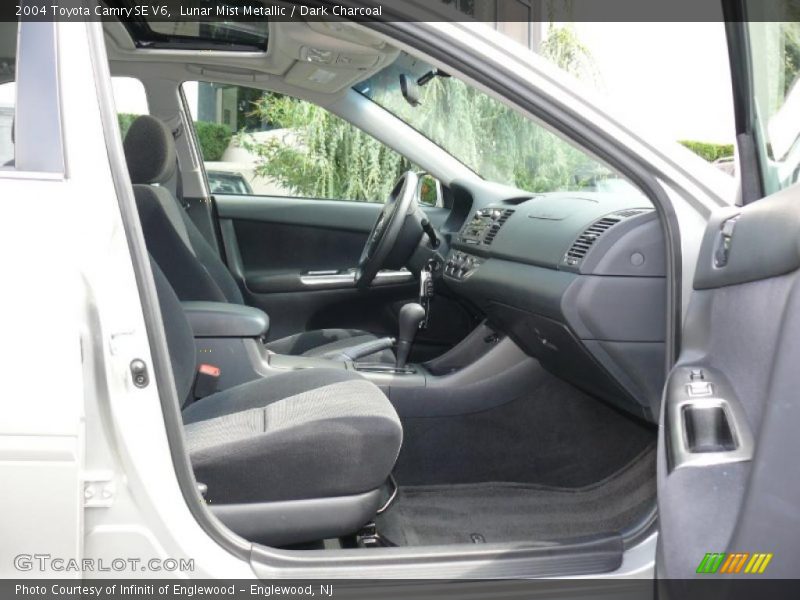 Lunar Mist Metallic / Dark Charcoal 2004 Toyota Camry SE V6