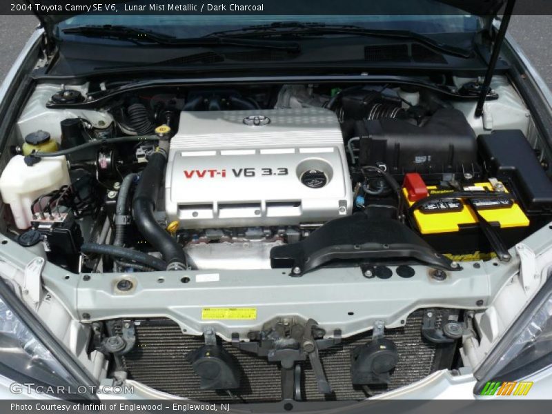 Lunar Mist Metallic / Dark Charcoal 2004 Toyota Camry SE V6