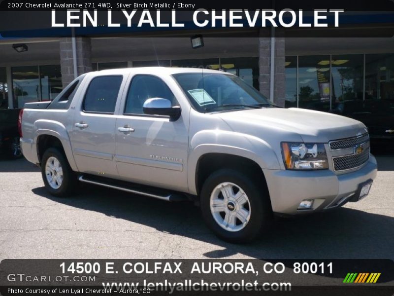 Silver Birch Metallic / Ebony 2007 Chevrolet Avalanche Z71 4WD