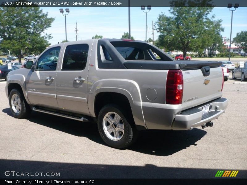 Silver Birch Metallic / Ebony 2007 Chevrolet Avalanche Z71 4WD