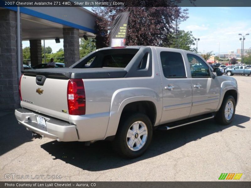 Silver Birch Metallic / Ebony 2007 Chevrolet Avalanche Z71 4WD