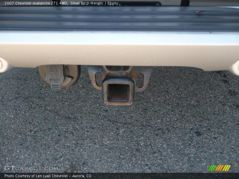 Silver Birch Metallic / Ebony 2007 Chevrolet Avalanche Z71 4WD