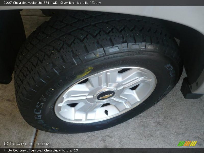 Silver Birch Metallic / Ebony 2007 Chevrolet Avalanche Z71 4WD