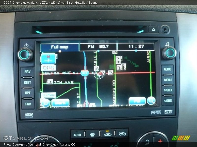 Silver Birch Metallic / Ebony 2007 Chevrolet Avalanche Z71 4WD
