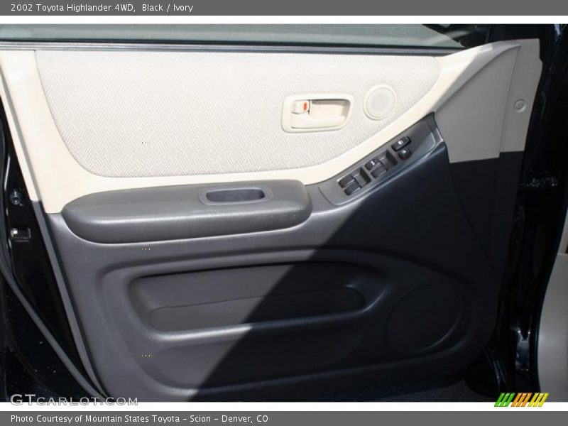 Black / Ivory 2002 Toyota Highlander 4WD