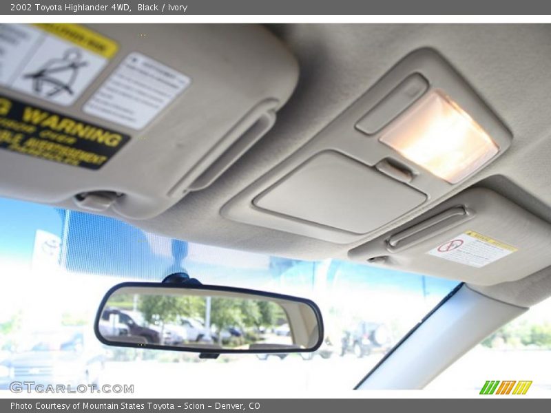 Black / Ivory 2002 Toyota Highlander 4WD