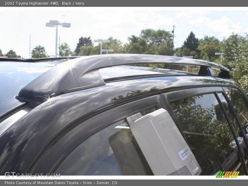 Black / Ivory 2002 Toyota Highlander 4WD
