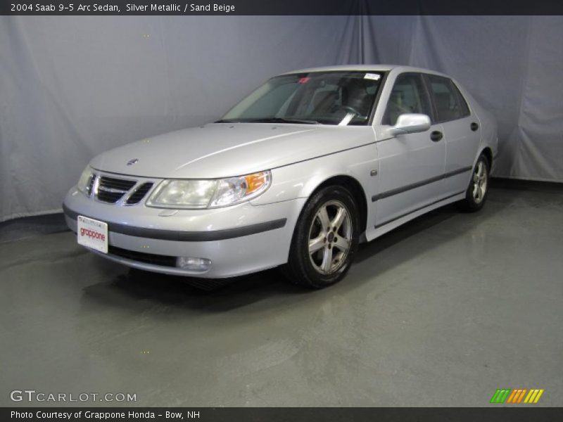 Silver Metallic / Sand Beige 2004 Saab 9-5 Arc Sedan