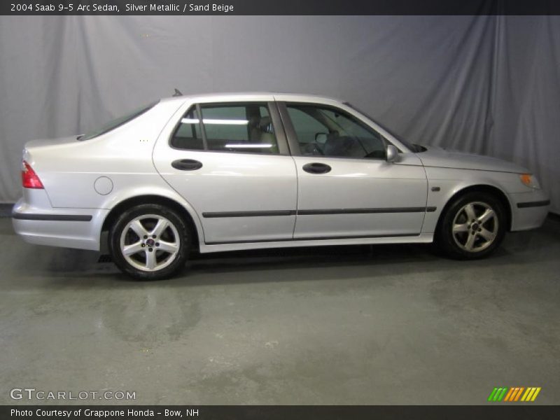 Silver Metallic / Sand Beige 2004 Saab 9-5 Arc Sedan