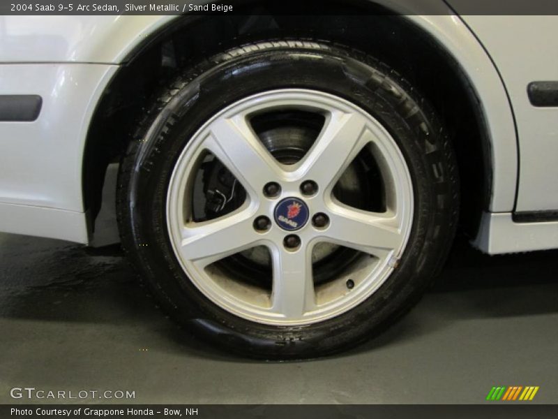 Silver Metallic / Sand Beige 2004 Saab 9-5 Arc Sedan