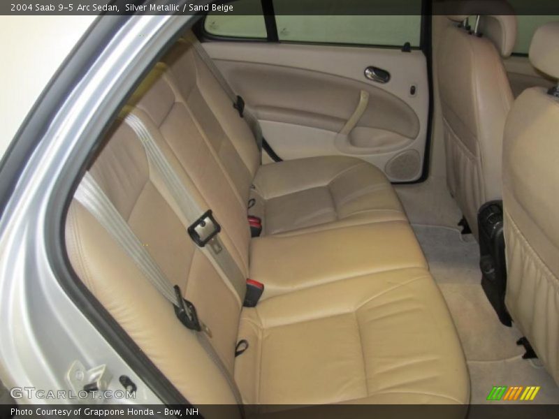 Silver Metallic / Sand Beige 2004 Saab 9-5 Arc Sedan