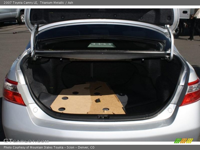 Titanium Metallic / Ash 2007 Toyota Camry LE