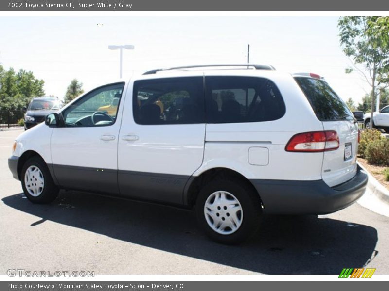 Super White / Gray 2002 Toyota Sienna CE