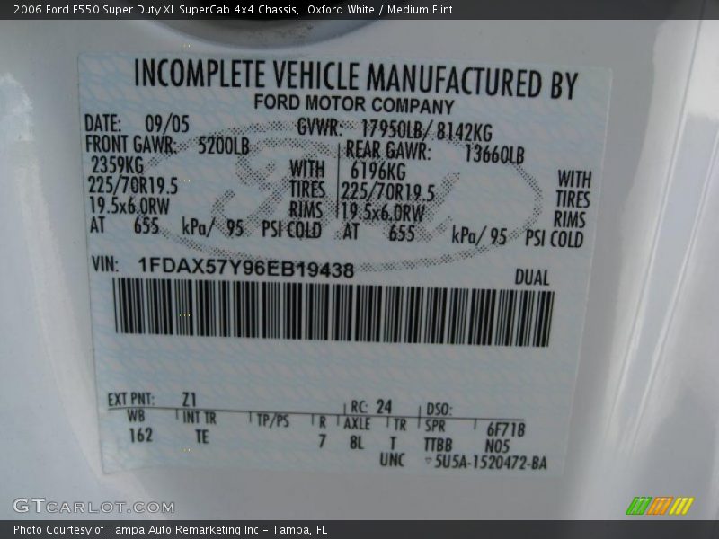 Oxford White / Medium Flint 2006 Ford F550 Super Duty XL SuperCab 4x4 Chassis