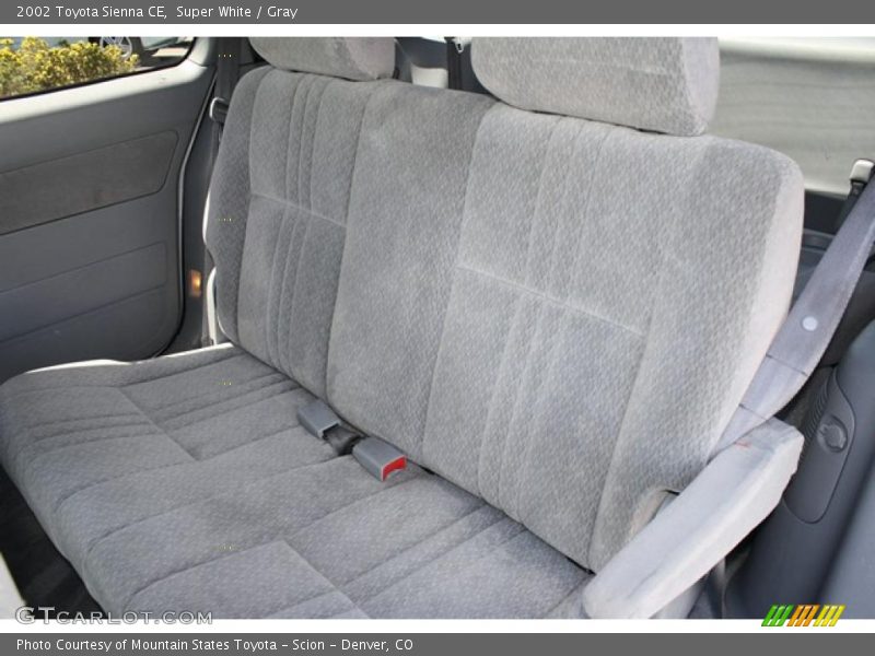 Super White / Gray 2002 Toyota Sienna CE