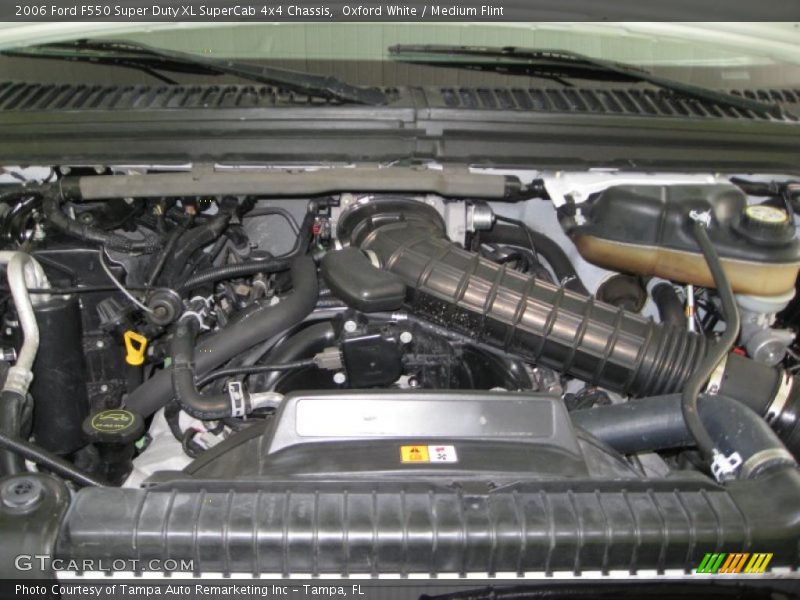 Oxford White / Medium Flint 2006 Ford F550 Super Duty XL SuperCab 4x4 Chassis