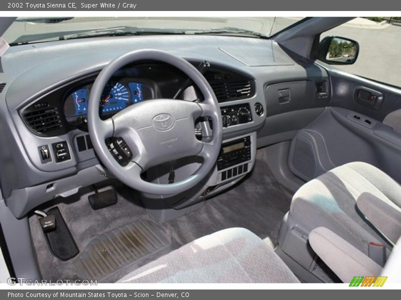 Super White / Gray 2002 Toyota Sienna CE