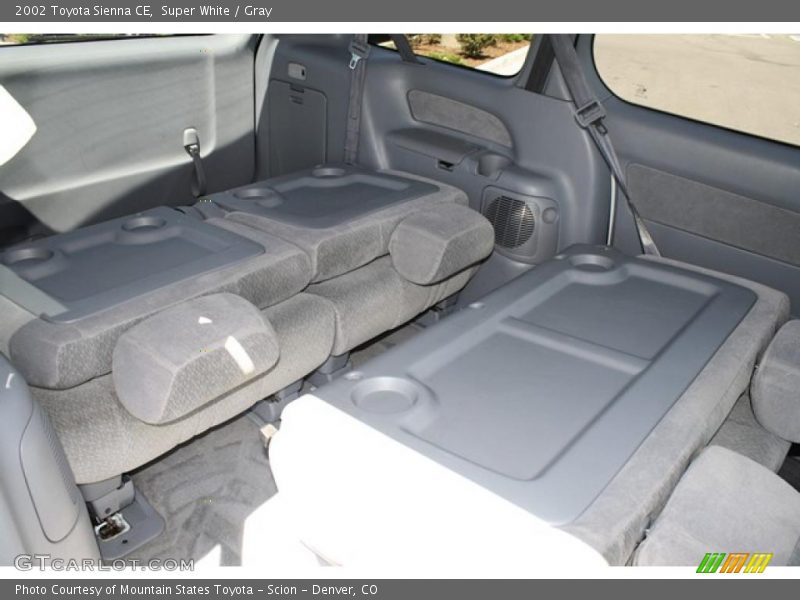 Super White / Gray 2002 Toyota Sienna CE