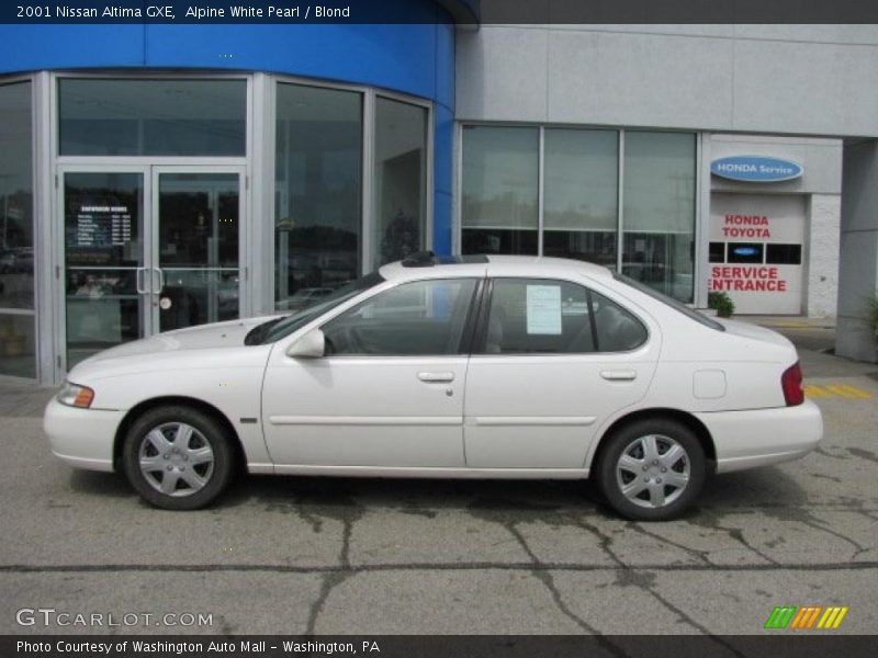 Alpine White Pearl / Blond 2001 Nissan Altima GXE