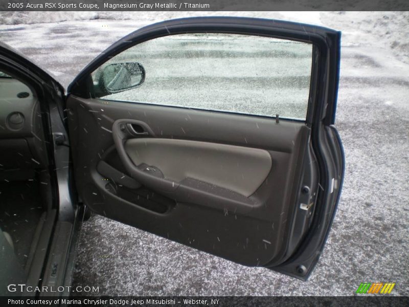 Magnesium Gray Metallic / Titanium 2005 Acura RSX Sports Coupe
