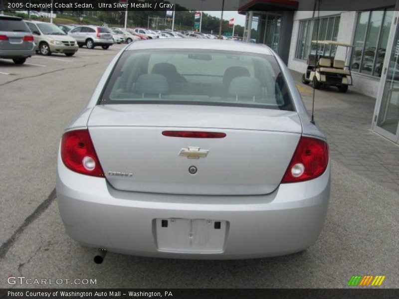 Ultra Silver Metallic / Gray 2005 Chevrolet Cobalt Sedan