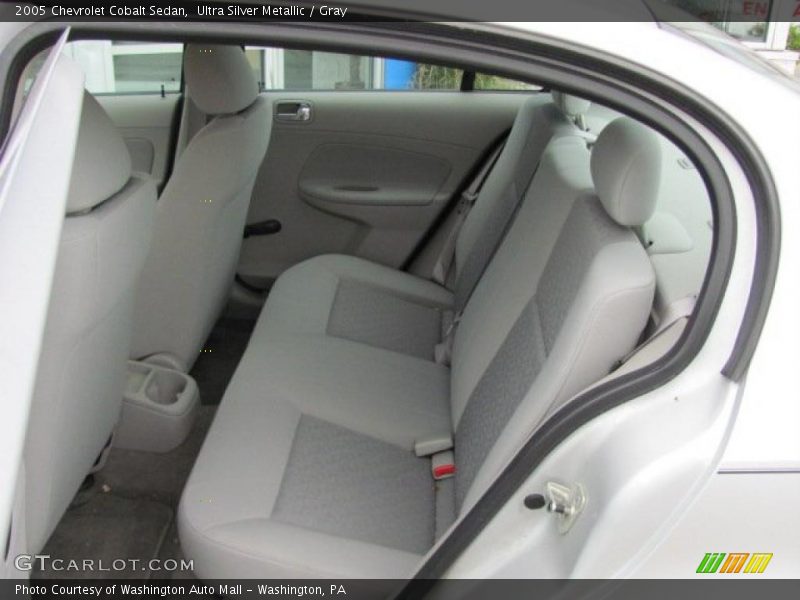 Ultra Silver Metallic / Gray 2005 Chevrolet Cobalt Sedan