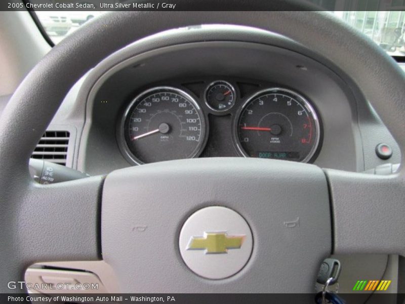 Ultra Silver Metallic / Gray 2005 Chevrolet Cobalt Sedan