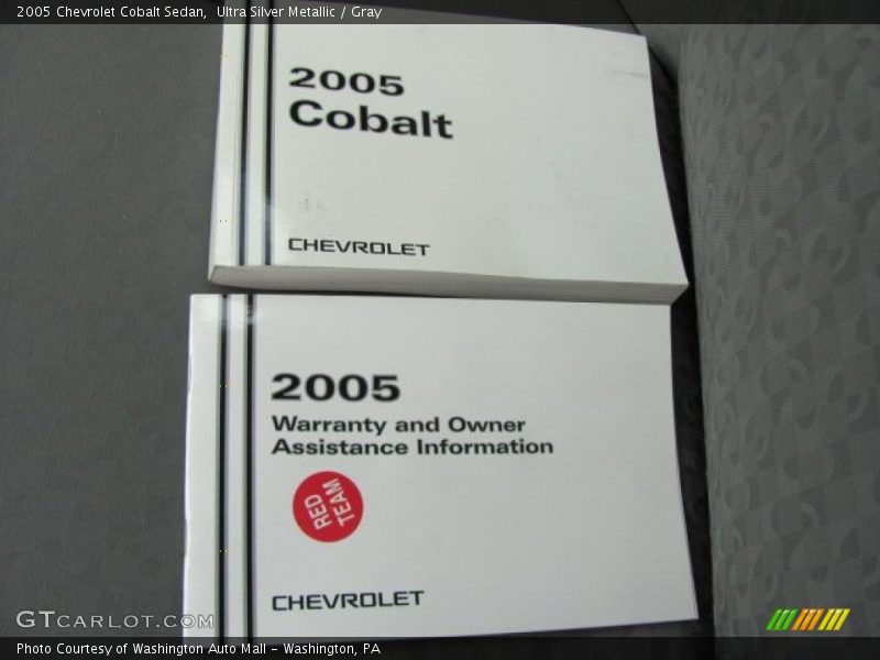Ultra Silver Metallic / Gray 2005 Chevrolet Cobalt Sedan