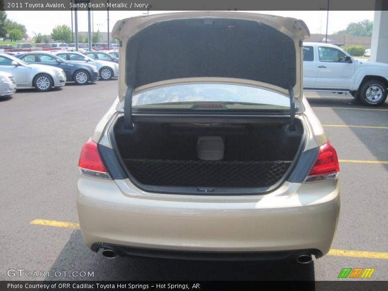 Sandy Beach Metallic / Ivory 2011 Toyota Avalon