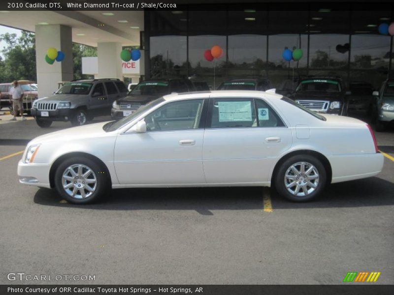 White Diamond Tri-coat / Shale/Cocoa 2010 Cadillac DTS