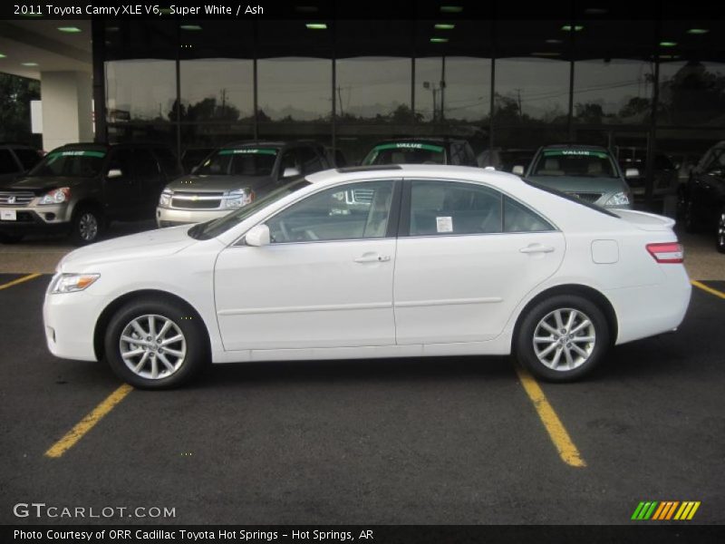 Super White / Ash 2011 Toyota Camry XLE V6