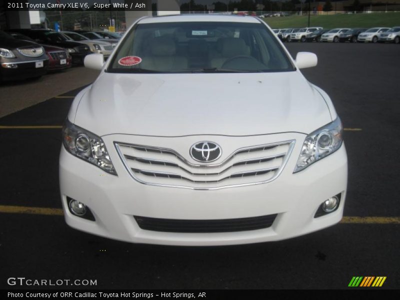 Super White / Ash 2011 Toyota Camry XLE V6