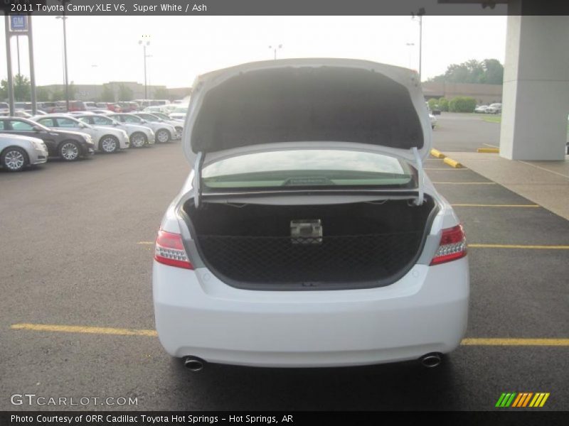 Super White / Ash 2011 Toyota Camry XLE V6