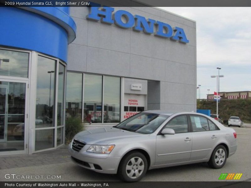 Bright Silver / Gray 2009 Hyundai Sonata GLS