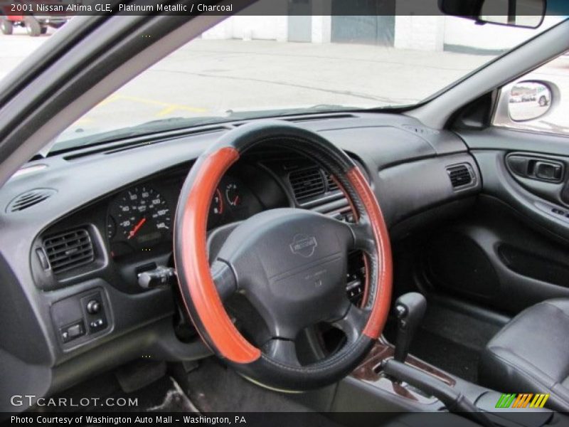 Platinum Metallic / Charcoal 2001 Nissan Altima GLE