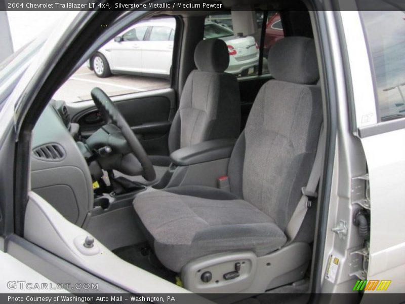 Silverstone Metallic / Medium Pewter 2004 Chevrolet TrailBlazer LT 4x4