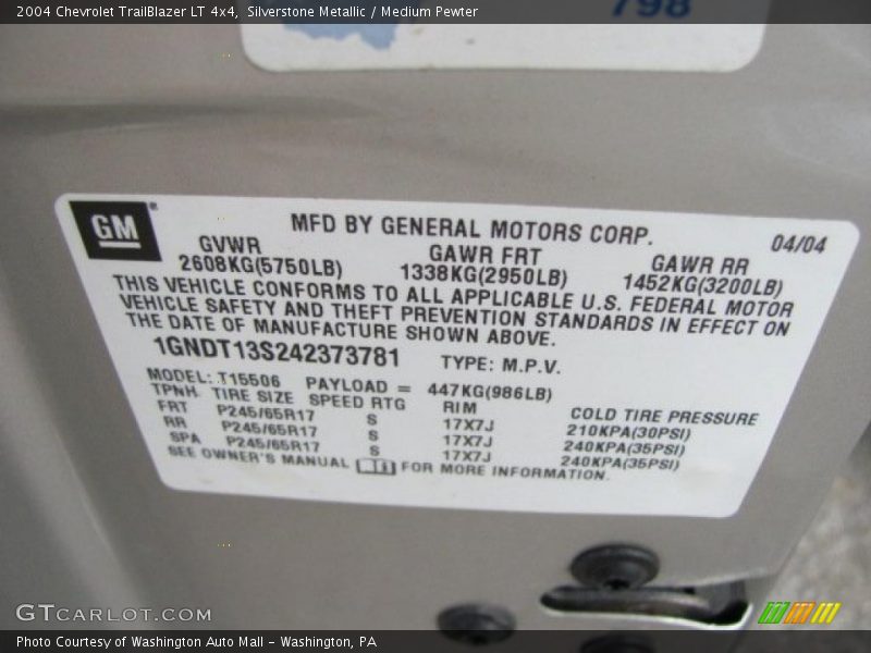 Silverstone Metallic / Medium Pewter 2004 Chevrolet TrailBlazer LT 4x4
