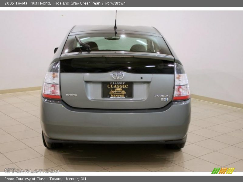 Tideland Gray Green Pearl / Ivory/Brown 2005 Toyota Prius Hybrid