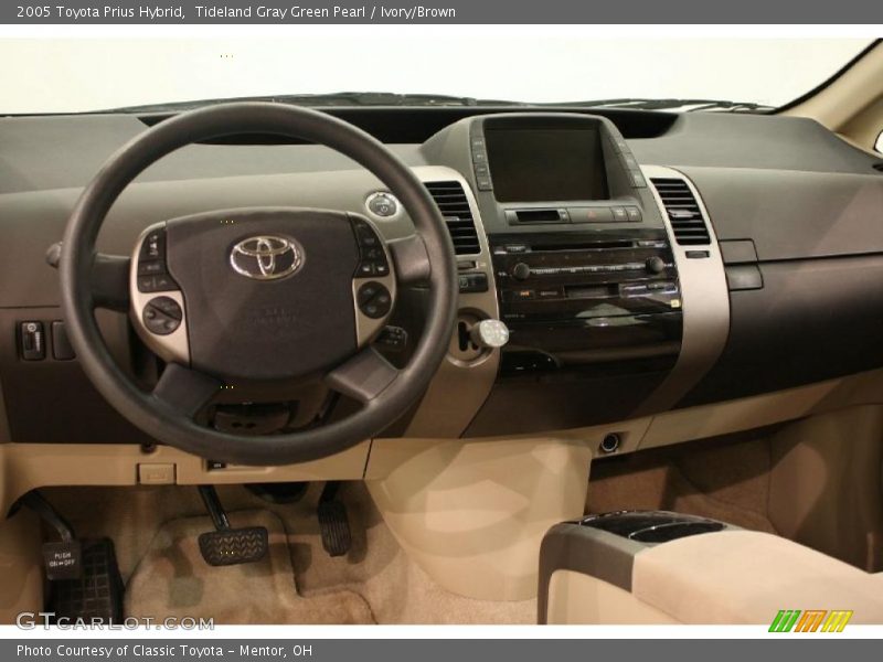 Tideland Gray Green Pearl / Ivory/Brown 2005 Toyota Prius Hybrid
