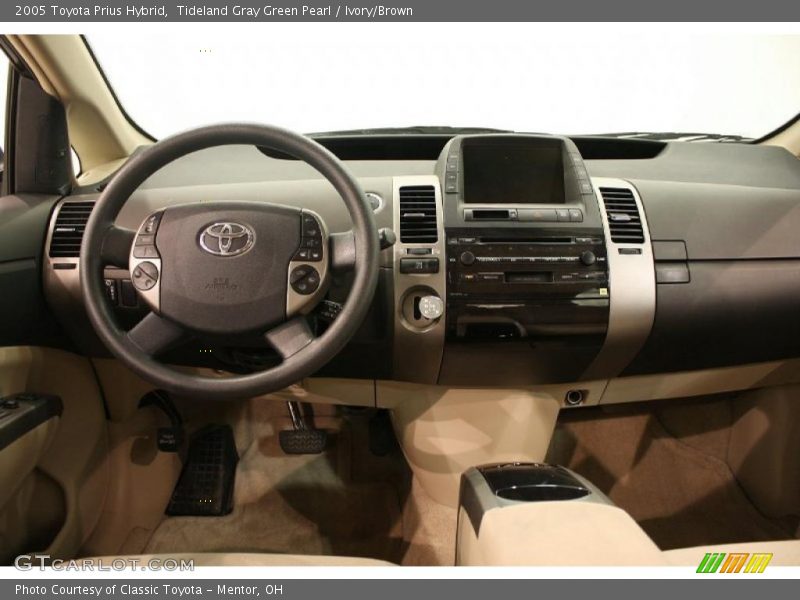 Tideland Gray Green Pearl / Ivory/Brown 2005 Toyota Prius Hybrid