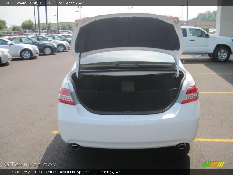 Super White / Ash 2011 Toyota Camry XLE V6
