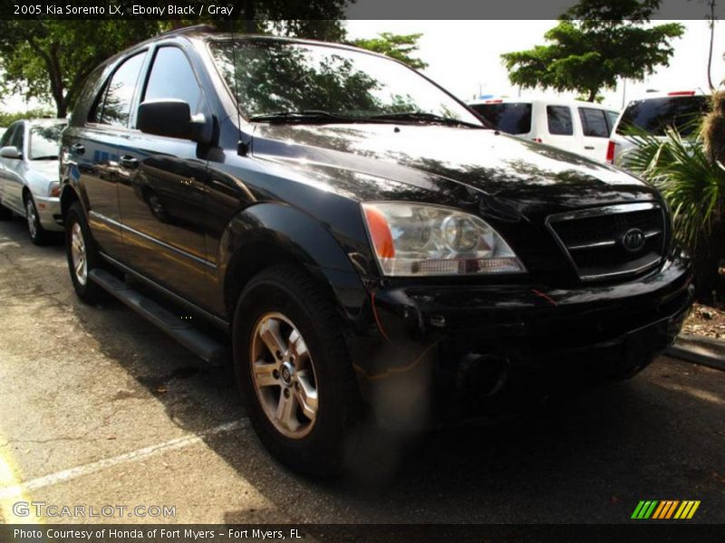Ebony Black / Gray 2005 Kia Sorento LX