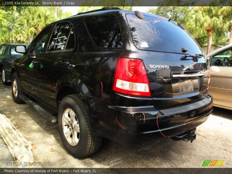 Ebony Black / Gray 2005 Kia Sorento LX