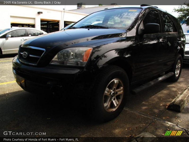 Ebony Black / Gray 2005 Kia Sorento LX