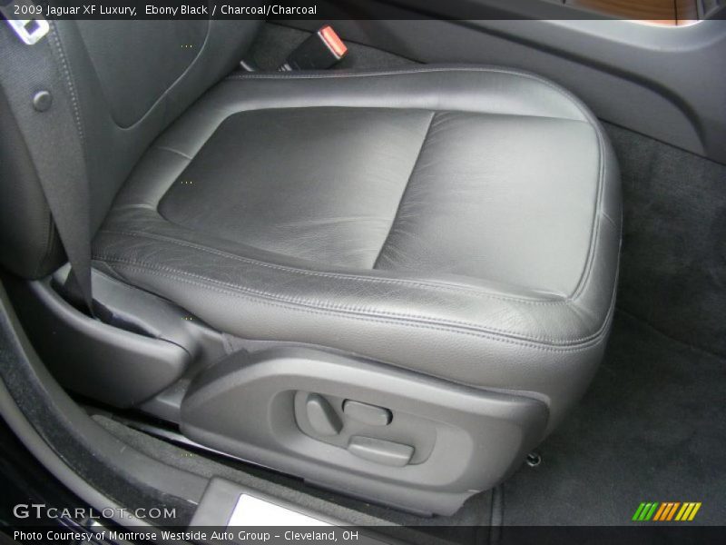 Ebony Black / Charcoal/Charcoal 2009 Jaguar XF Luxury