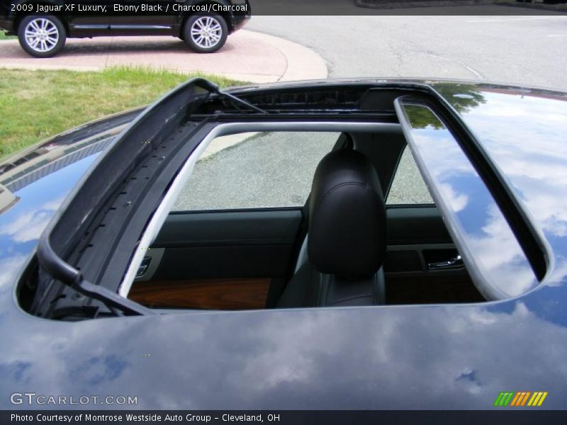 Ebony Black / Charcoal/Charcoal 2009 Jaguar XF Luxury