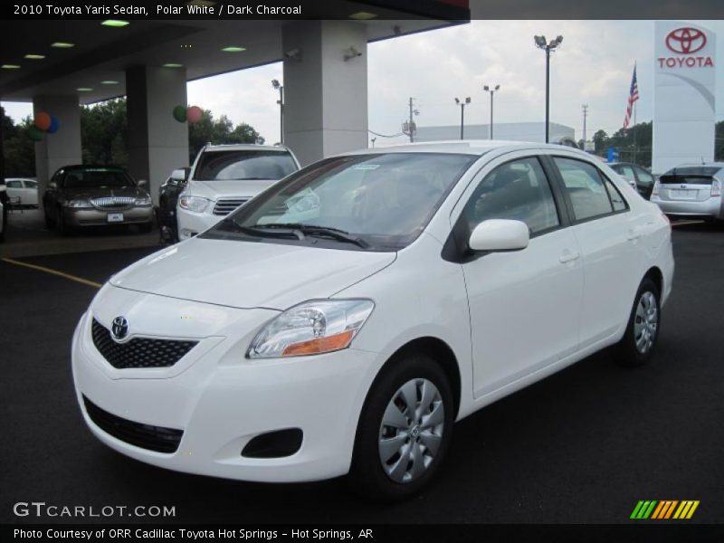 Polar White / Dark Charcoal 2010 Toyota Yaris Sedan