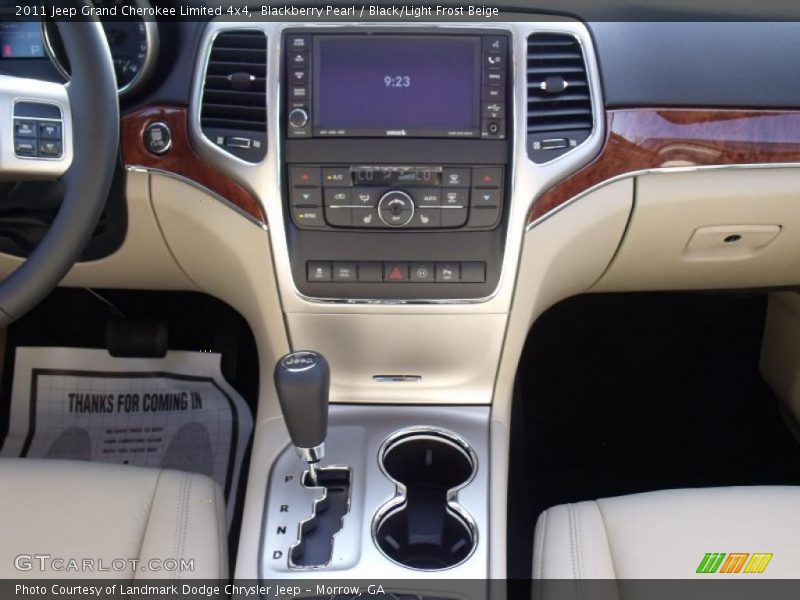Blackberry Pearl / Black/Light Frost Beige 2011 Jeep Grand Cherokee Limited 4x4