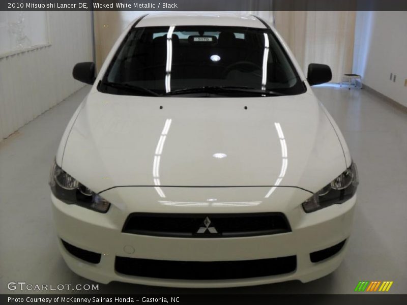 Wicked White Metallic / Black 2010 Mitsubishi Lancer DE