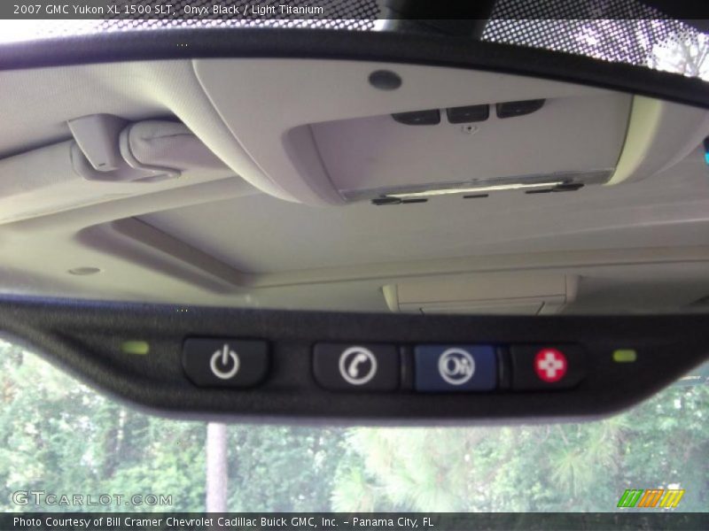 Onyx Black / Light Titanium 2007 GMC Yukon XL 1500 SLT
